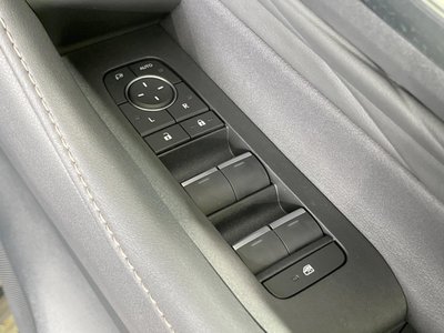 2024 Toyota ALPHARD — миниатюра 21