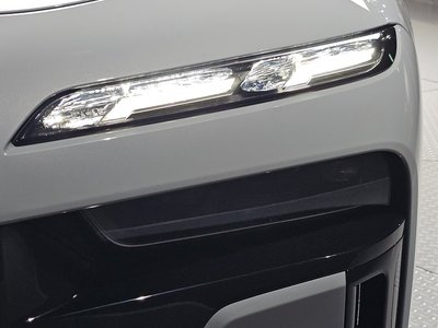 2023 BMW 7 SERIES photo 9