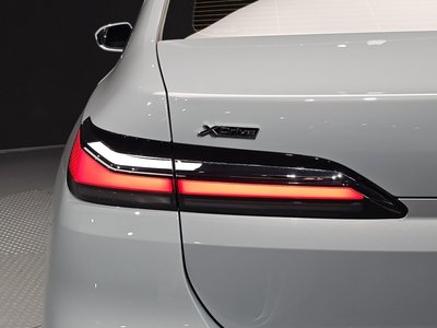 2023 BMW 7 SERIES photo 10