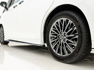 صورة مصغرة 14 لـ 2024 Lexus LM
