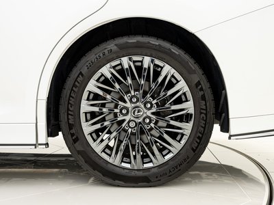 صورة مصغرة 13 لـ 2024 Lexus LM