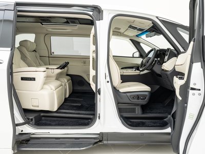 صورة مصغرة 17 لـ 2024 Lexus LM