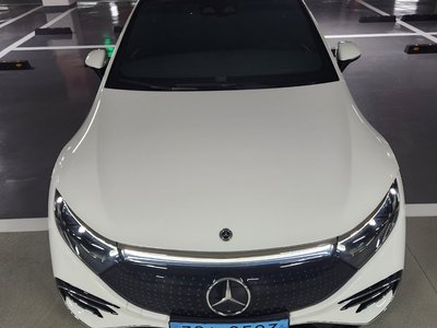 MERCEDES-BENZ EQS - 2