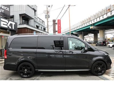 2024 Mercedes-BENZ V-CLASS photo 3