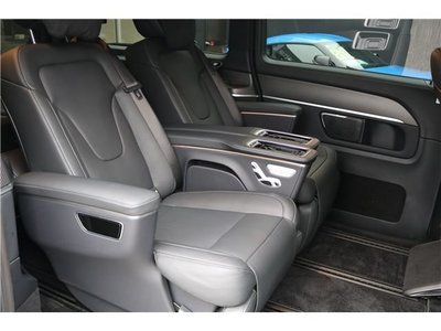2024 Mercedes-BENZ V-CLASS photo 10