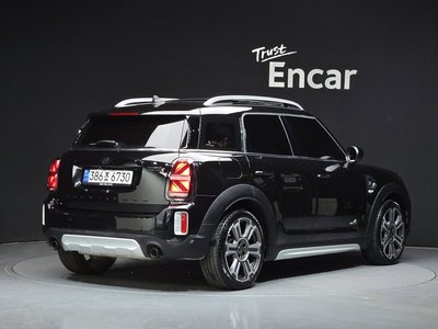 MINI COUNTRYMAN - 3