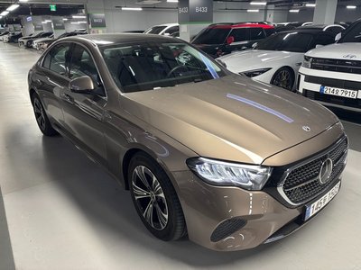 MERCEDES-BENZ E-CLASS - 2