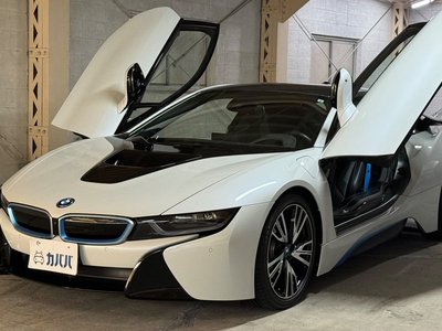 BMW I8 BASE MODEL