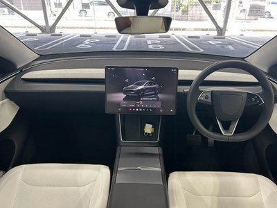 2025 Tesla MODEL Y — фото 2