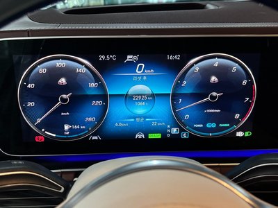 MERCEDES-BENZ GLS - 5