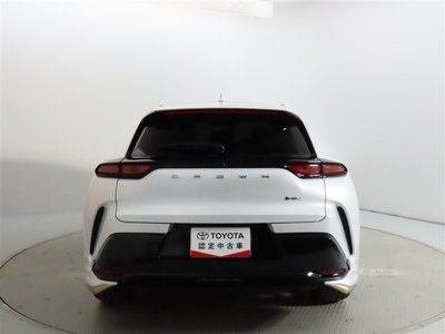 TOYOTA CROWN SPORT - 2