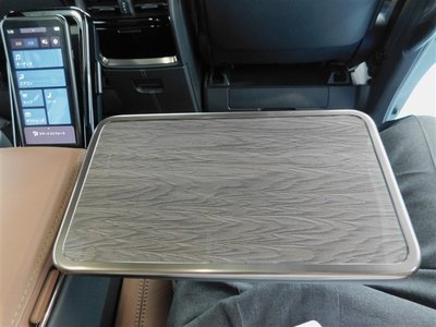 صورة 10 لـ 2023 Toyota VELLFIRE