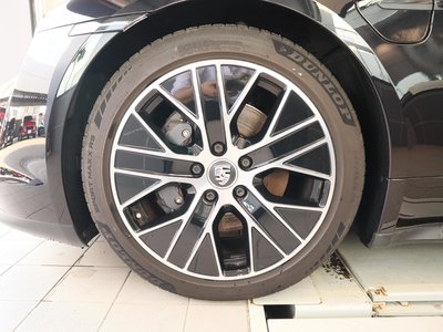 2021 Porsche TAYCAN 照片 9