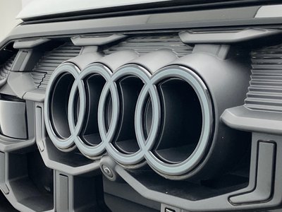 2026 AUDI Q7 — миниатюра 16