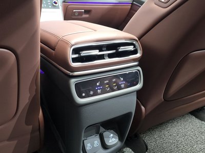 صورة مصغرة 28 لـ 2025 Genesis GV80