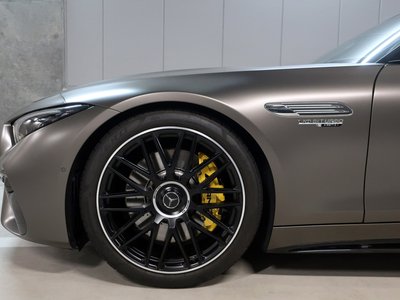 صورة 10 لـ 2024 Mercedes-BENZ SL AMG