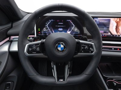 2025 BMW 5 SERIES 缩略图 12