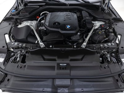 2025 BMW 5 SERIES photo 7
