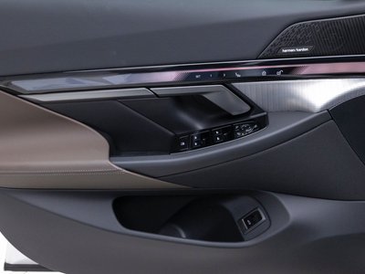 2025 BMW 5 SERIES 缩略图 20