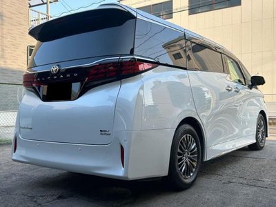 TOYOTA ALPHARD - 10