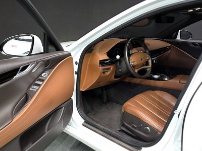 GENESIS G80 (RG3) - 10