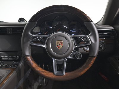 2019 Porsche 911 — миниатюра 27