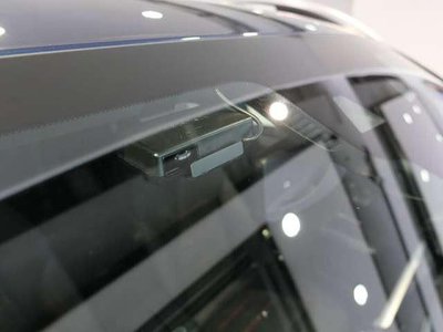 MERCEDES-BENZ GLB - 3