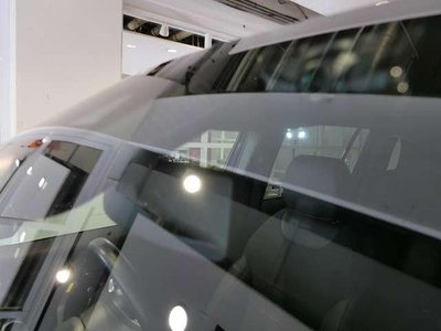 MERCEDES-BENZ GLB - 4