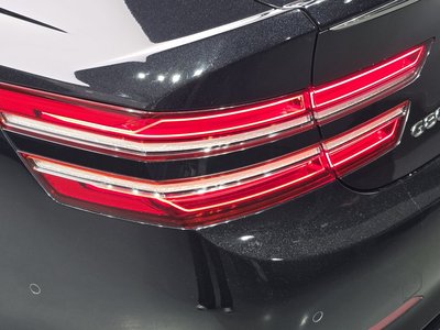 GENESIS G80 (RG3) - 10