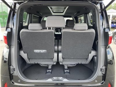 2026 Toyota ALPHARD thumbnail 27