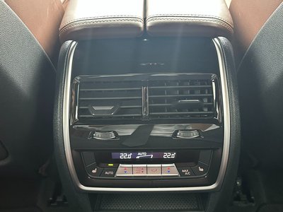 2023 BMW X6 thumbnail 18