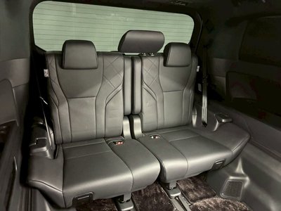 2025 Toyota ALPHARD — фото 9