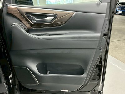 صورة مصغرة 24 لـ 2025 Toyota ALPHARD