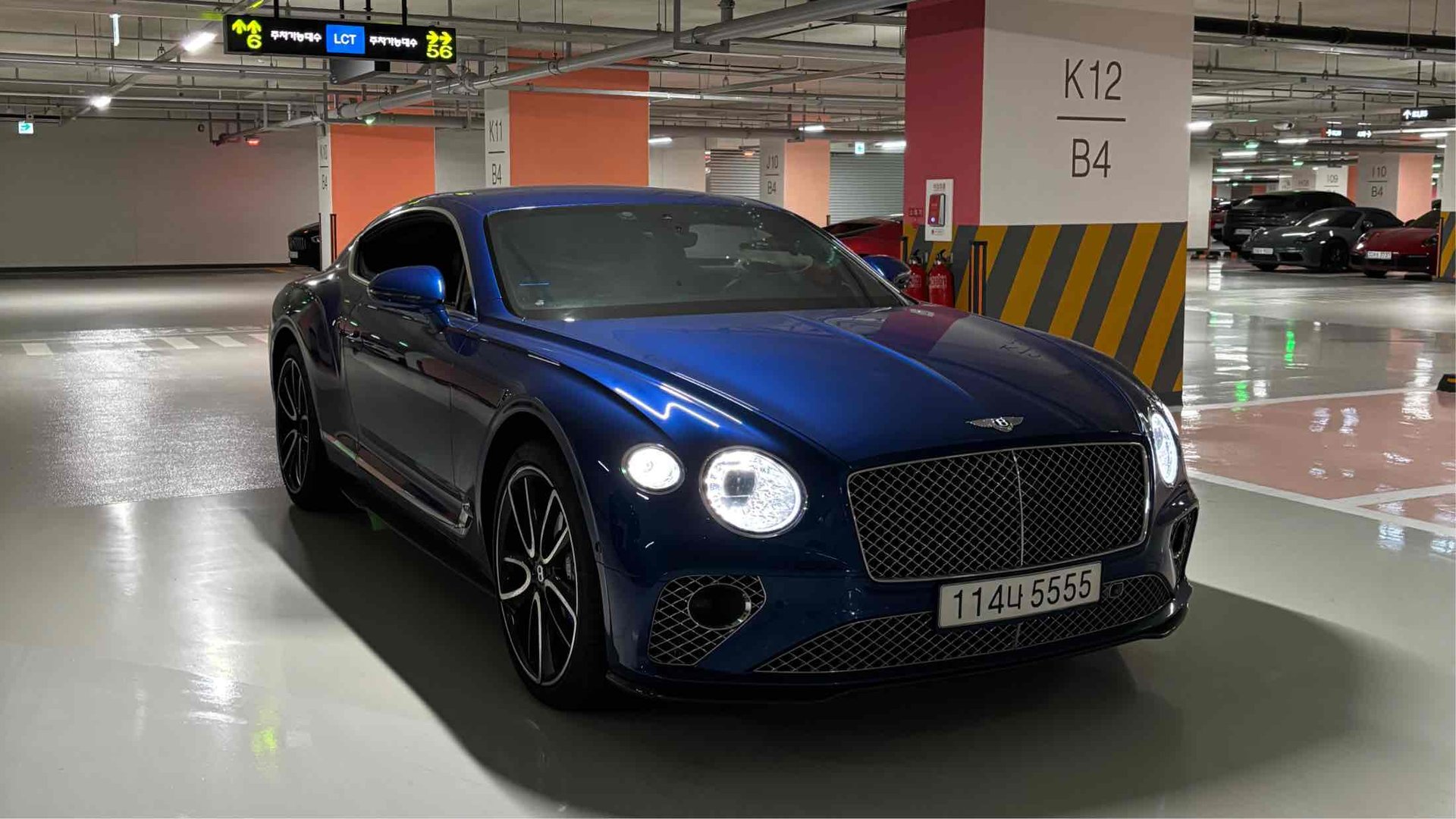 BENTLEY CONTINENTAL - View 1