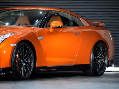 NISSAN GT-R - 6