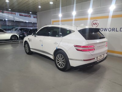 GENESIS GV80 - 3
