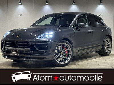PORSCHE MACAN - 1