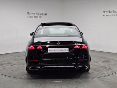 MERCEDES-BENZ E-CLASS - 3