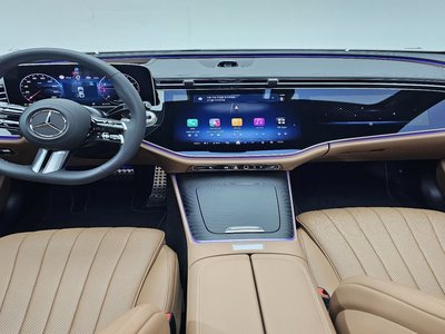 MERCEDES-BENZ E-CLASS - 5