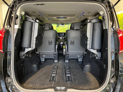 2022 Toyota ALPHARD — миниатюра 19