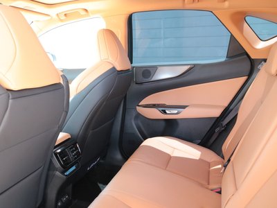 صورة مصغرة 37 لـ 2024 Lexus NX