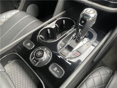 2019 Bentley BENTAYGA thumbnail 25