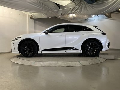 TOYOTA CROWN SPORT - 4