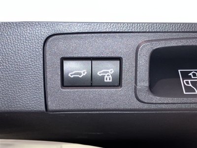 TOYOTA CROWN SPORT - 10