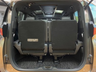 TOYOTA ALPHARD - 10
