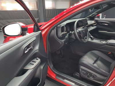 TOYOTA CROWN CROSSOVER - 10