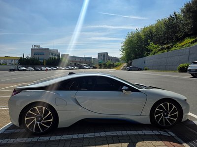 BMW I8 - 10