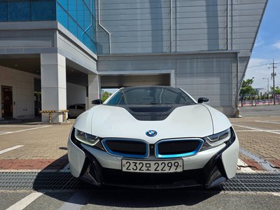 BMW I8 - 1