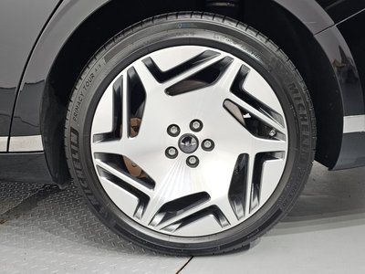 2022 Genesis G90 photo 8