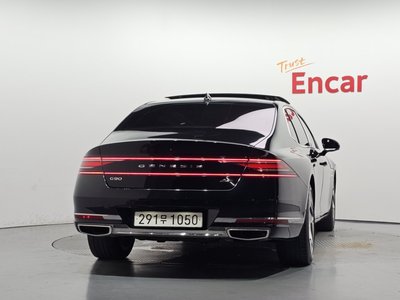 2022 Genesis G90 photo 4